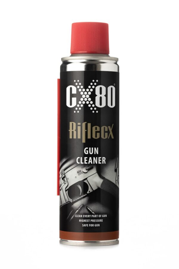 RifleCX Gun Cleaner – čistič zbraní – bol vyvinutý pre rýchle, jednoduché a dôkladné čistenie všetkých typov strelných zbraní. Po streľbe si poradí s odolnou špinou, spáleným prachom, karbónom, olovom, mosadzou či mastnotou – a to bez nutnosti použitia kefky. Vysokotlakový sprej preniká aj do ťažko dostupných miest, kde bežné čističe zlyhávajú. Zabudnite na zdĺhavé drhnutie a poškodené kefky. RifleCX Gun Cleaner vám ušetrí čas, nervy aj peniaze. Čo prináša RifleCX Gun Cleaner: Rýchle a efektívne čistenie v jednom kroku. Silný tlak – najvyšší medzi čističmi na trhu. Odstraňuje karbón, olovo, mosadz, špinu, olej aj mastnotu. Nezanecháva žiadne stopy – rýchlo sa odparuje. Bezpečný pre drevo a plast – neobsahuje chlór, acetón ani toxické látky. Priložená trubička umožňuje presné nanášanie do všetkých častí zbrane. Funkčný v každej polohe – sprej môžete používať z akéhokoľvek uhla.