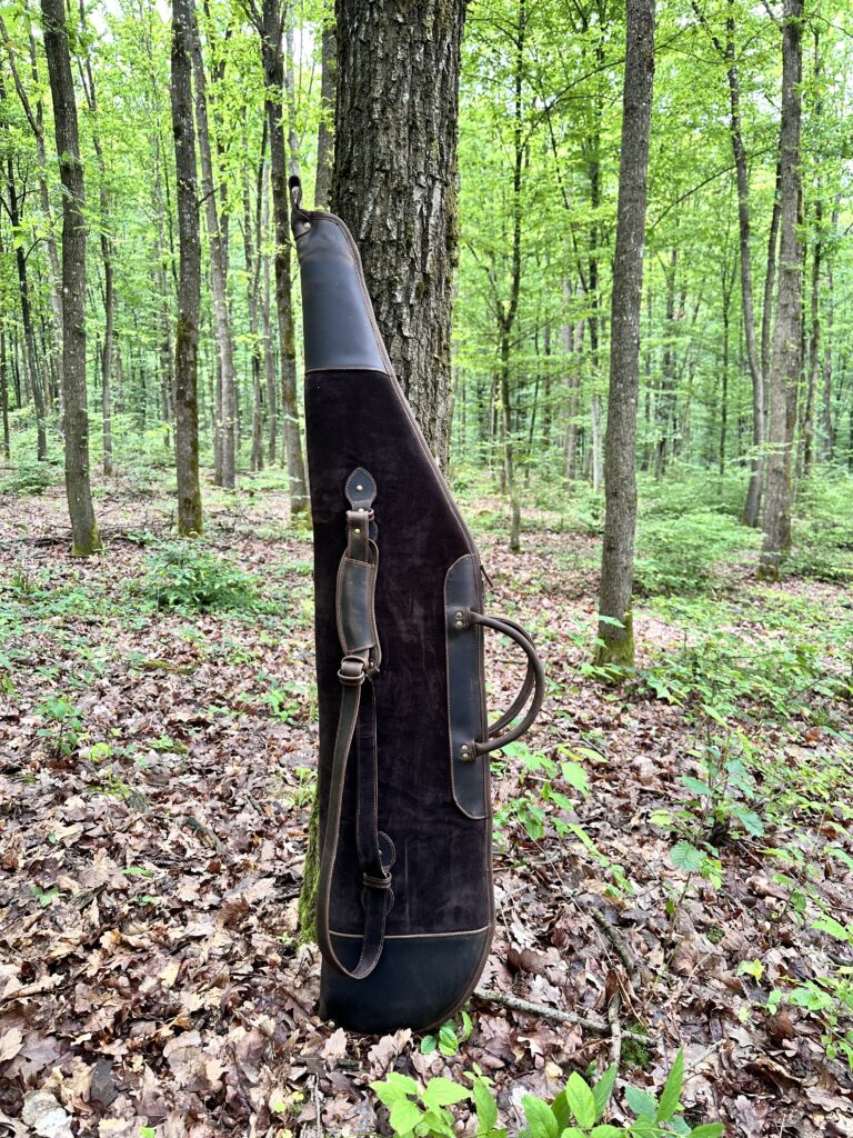 Kožené puzdro na poľovnícku zbraň – hnedá Crazy Horse | Whitetail Woods