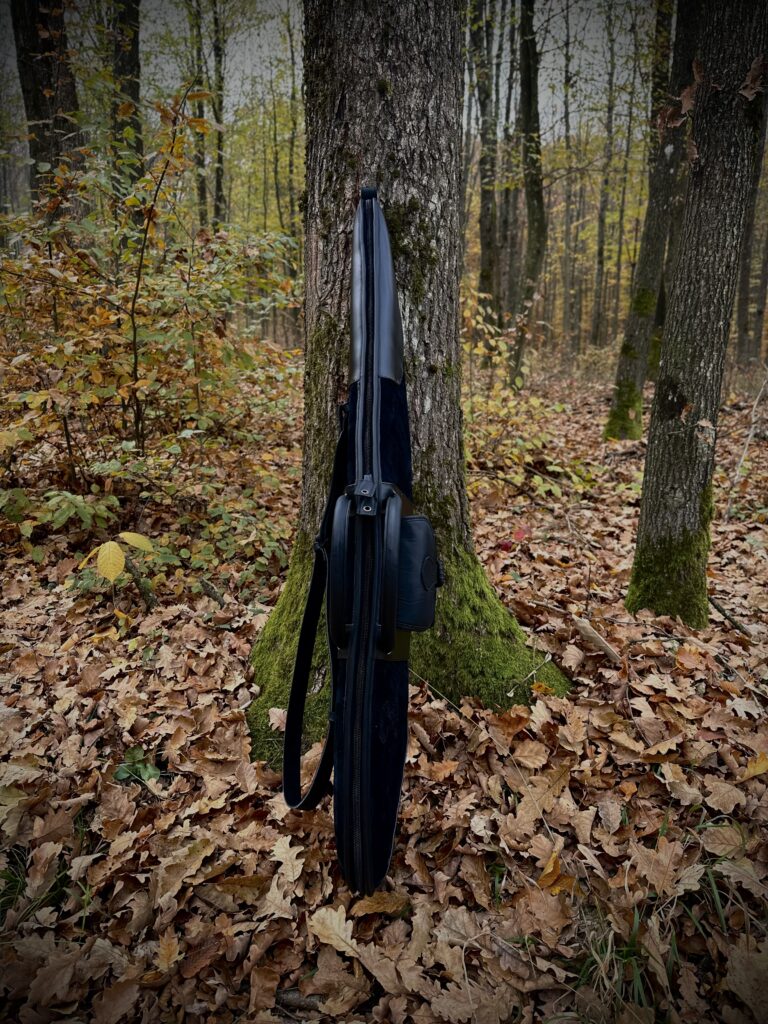 Kožené puzdro na poľovnícku zbraň – uhľovo čierna | Whitetail Woods