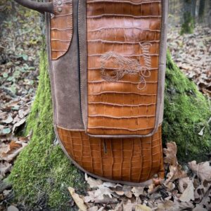 Kožený set na poľovnícku zbraň – farba škoricovohnedá – batoh a puzdro | Whitetail Woods