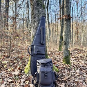 Kožený set na poľovnícku zbraň – farba poľovnícka hnedá – batoh a puzdro | Timber Grove